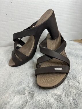 CROCS women's brown crisscross heeled sandals